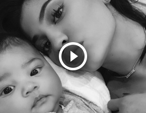 Kylie Jenner bez makijau przytula Stormi. Zobacz przeurocze nagranie!