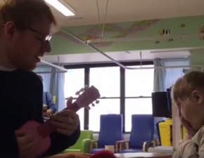 Ed Sheeran odwiedzi w szpitalu nieuleczalnie chor fank