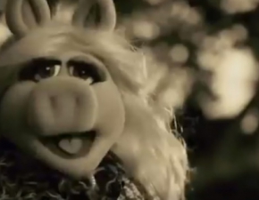 Piggy i Kermit parodiuj Adele!