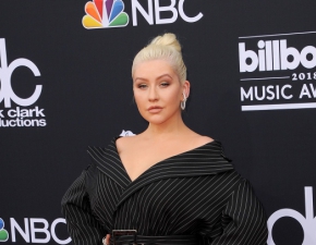 Christina Aguilera nago w wannie. Pokazaa zbyt wiele? Zmysowe kadry zaskoczyy internautw WIDEO