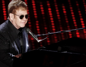 Elton John straci gos na scenie. Musia przerwa koncert! 