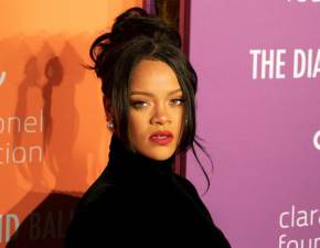 Pnaga Rihanna przykuwa wzrok Internautw. Gwiazda podzielia si z fanami dobr nowin ZDJCIE