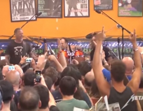 Metallica: Koncert w sklepie z pytami? Dlaczego nie!