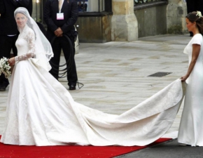 Alexander McQueen pozwany za projekt sukni ślubnej Kate Middleton