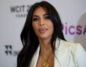 42-letnia Kim Kardashian zrzucia ubrania. Celebrytka zbieraa promienie soneczne FOTO