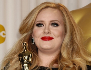 Adele na pierwszym zdjciu po imprezie z King Rusin. W obcisym stroju zachwycia szczup figur