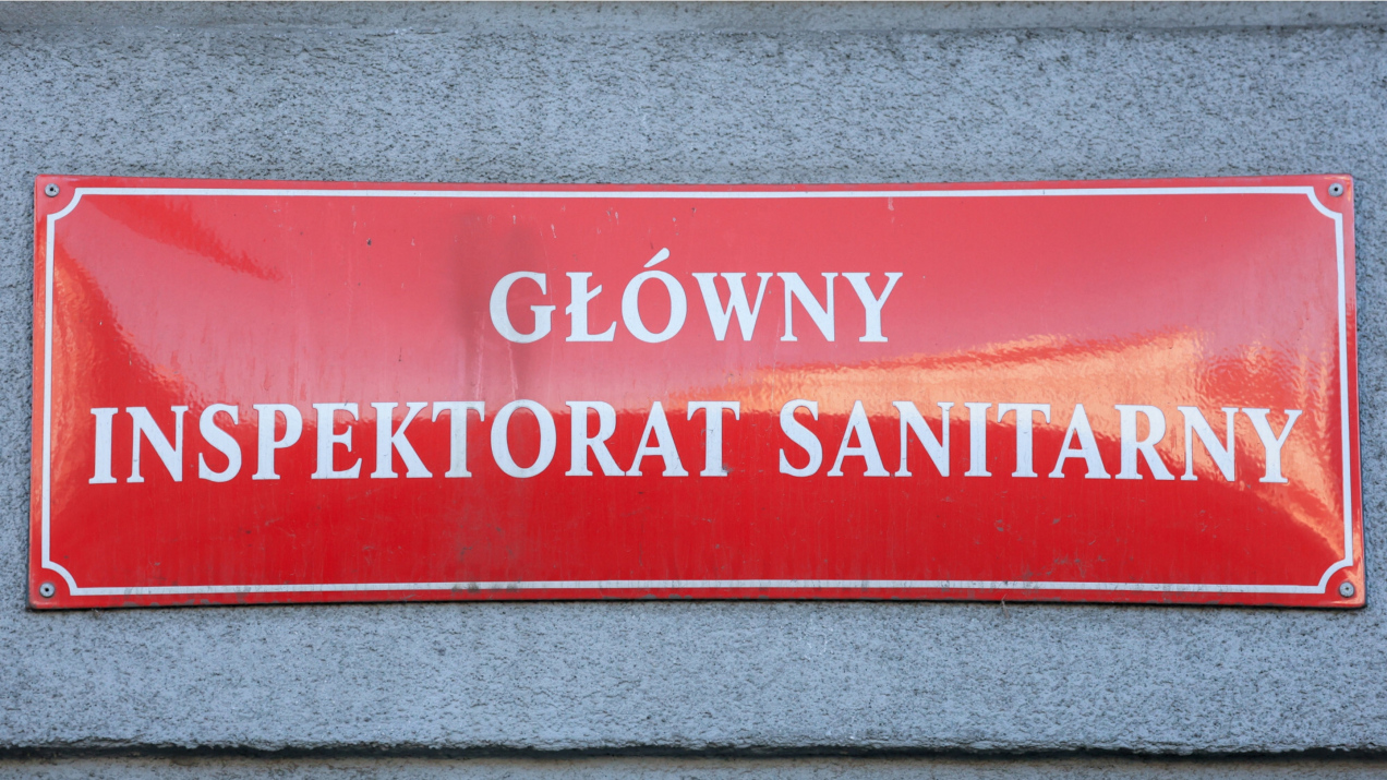 Pilny komunikat GIS. Wycofują popularny ser z marketu. „Nie spożywać”