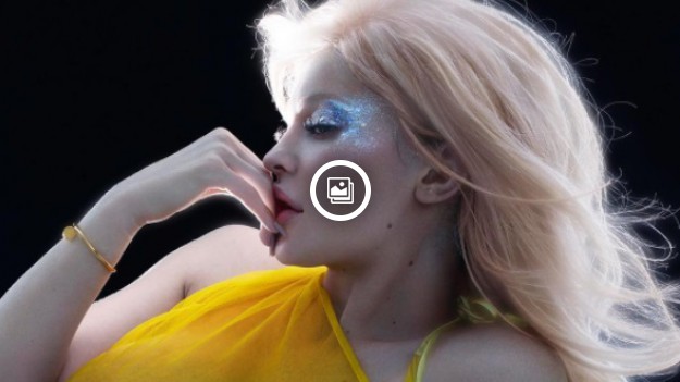 RMF Extra: Kylie Jenner pokazała piersi dla V Magazine! Osłania je tylko prześwitujący materiał!