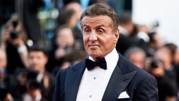 RMF Extra: Sylvester Stallone skończył 75 lat! Gwiazdor pochwalił się zdjęciem z pięknymi córkami