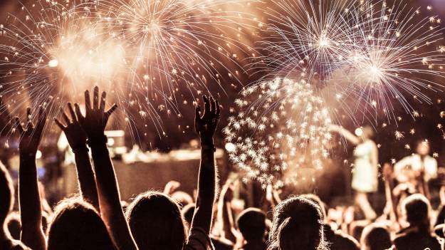 RMF Extra: Główny Inspektorat Sanitarny opublikował komunikat dot. sylwestra! Co musisz wiedzieć?