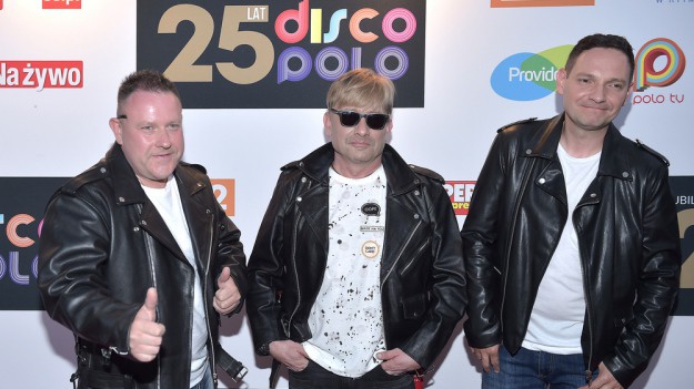 RMF Extra: Syn gwiazdora disco polo miał poważny wypadek. Dramatyczny apel ojca: "Błagalnie proszę o pomoc"