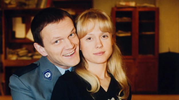 RMF Extra: Aleksandra Woźniak wróciła na salony. Niewiarygodne! Tak wygląda teraz Kasia z "13 posterunku" [ZDJĘCIA]