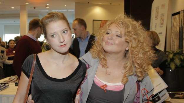 RMF Extra: Magda Gessler pokazała zdjęcie sprzed 20 lat. Lara to dziś jej wierna kopia! "Sobowtór"          