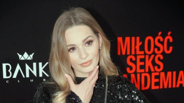 RMF Extra: Ewelina Lisowska załamana swoim dawnym wyglądem: "Masakra, jakiś potwór"