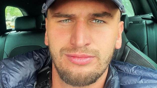 RMF Extra: Kuba z "Love Island" w żałobie. Poinformował śmierci bliskiej osoby: "Choroba zabrała nam ją bardzo szybko"