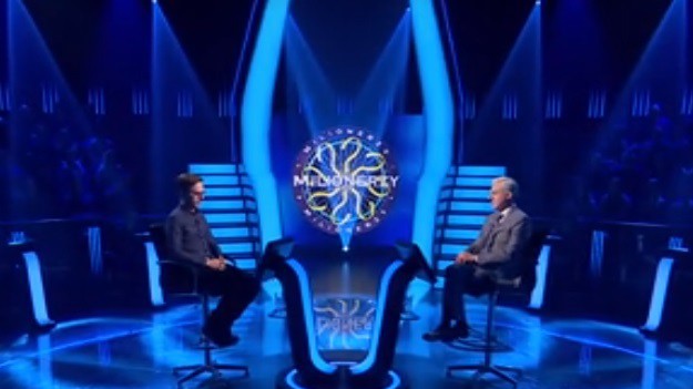 RMF Extra: Kto i na jakim instrumentcie gra na dachu jednego z domów Anatewki w słynnym musicalu? Odpowiedź za 125 tys. zł [MILIONERZY] 