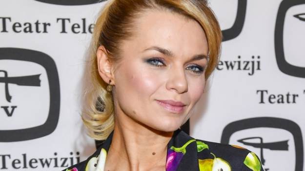 RMF Extra: Emilia Komarnicka-Klynstra zniewala. Przed obiektywem zapozowała bez ubrań i bez makijażu! Fani: "Olśniewająco piękna" [FOTO]