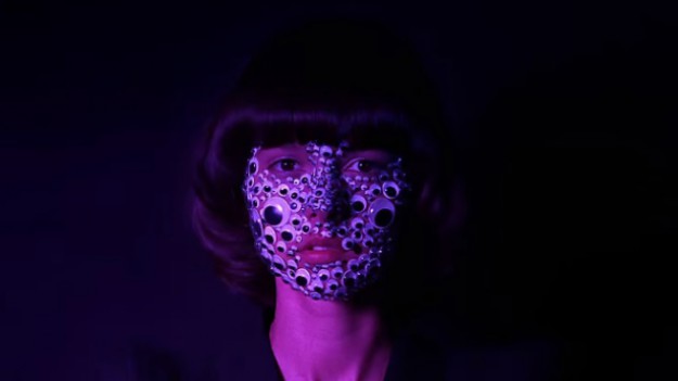 RMF Extra: Zjawiskowa Brodka w teledysku do "Up In The Hill"!