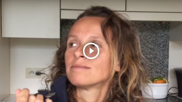 RMF Extra: Nie myje zębów, nie myje włosów. Jest na restrykcyjnej diecie - czuje się zdrowo i młodo!