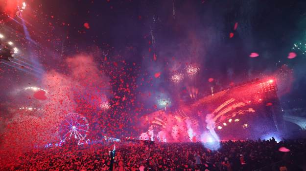 RMF Extra: 34. Finał WOŚP. Światełko do nieba rozświetliło Polskę, zebrano ponad 100 milionów złotych!