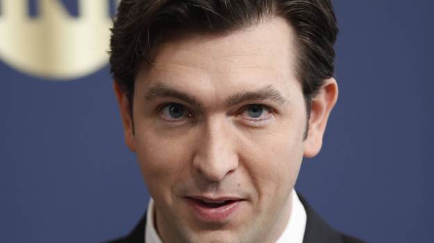 RMF Extra: Gwiazdor serialu „Sukcesja” zatrzymany!  Jechał pod wpływem alkoholu