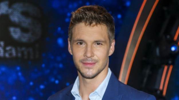 RMF Extra: Praca nad rozbieraną sceną w filmie. Mikołaj Roznerski zdradził szczegóły [WIDEO]