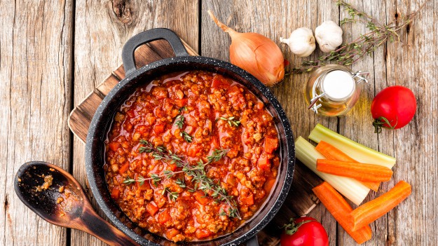 RMF Extra: Sos bolognese z tofu