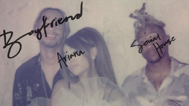 RMF Extra: Ariana Grande jako zazdrosna dziewczyna. Zobacz klip do singla "Boyfriend"