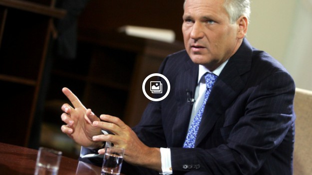 RMF Extra: Aleksander Kwaśniewski świętuje dziś urodziny! Najlepsze memy