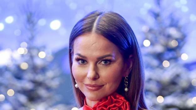 RMF Extra: Paulina Sykut-Jeżyna prezentuje ciało w bikini. "Królowa plaży. Figura marzenie!" [WIDEO]