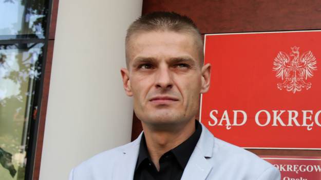 RMF Extra: Minęły 2 lata od śmierci Tomasza Komendy. Syn zamieścił na grobie napis: „Kochany Tato...” 