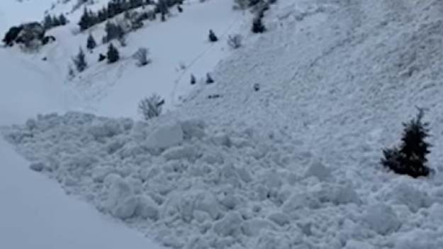RMF Extra: Lawina w Dolinie Kondratowej! Nagranie pokazuje potęgę żywiołu [WIDEO]