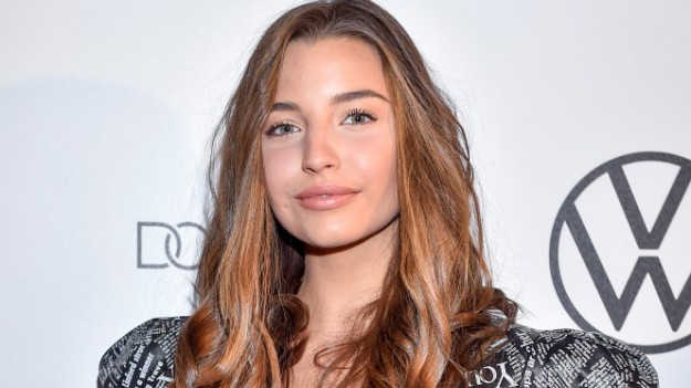 RMF Extra: Julia Wieniawa wyprzedaje szafę! "Cały dochód z aukcji przeznaczę na służbę zdrowia"