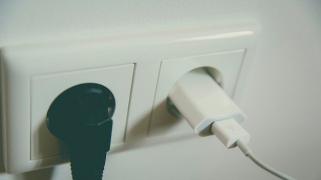 RMF Extra: Te urządzenia pobierają prąd, nawet jeśli są wyłączone!