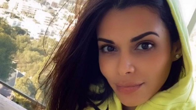 RMF Extra: Brazylijska modelka oferuje fortunę za chusteczkę Leo Messiego. Chce zapozować z nią nago