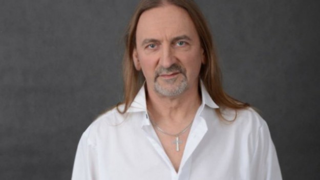 RMF Extra: Marek Piekarczyk sprząta dla relaksu! Przeczytajcie!