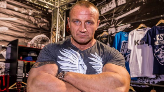 RMF Extra: Tak wyglądał Mariusz Pudzianowski w 1995 roku. Zapowiadało się, że zostanie strongmanem?