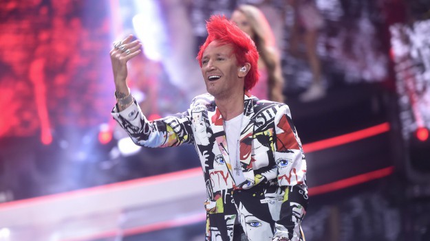 RMF Extra: Michał Wiśniewski wymazał Dominikę ze swojego życia! Muzyk pochwalił się nowym tatuażem