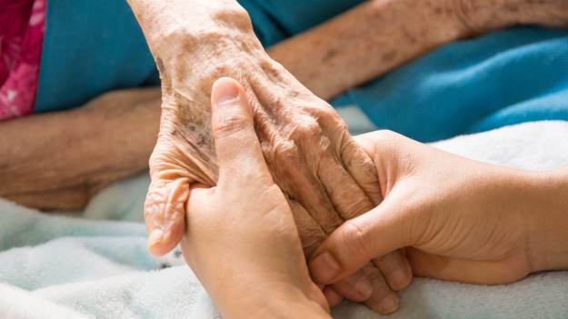 Nietypowy objaw Alzheimera, który niszczy spokój..