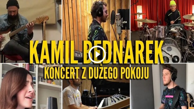 RMF Extra: Kamil Bednarek zagrał koncert z dużego pokoju. Posłuchaj domowych aranżacji znanych wam przebojów