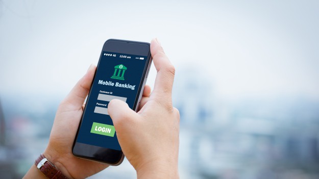 RMF Extra: Awaria w Banku Millennium i Santander Bank Polska. Cały czas napływają zgłoszenia o problemach