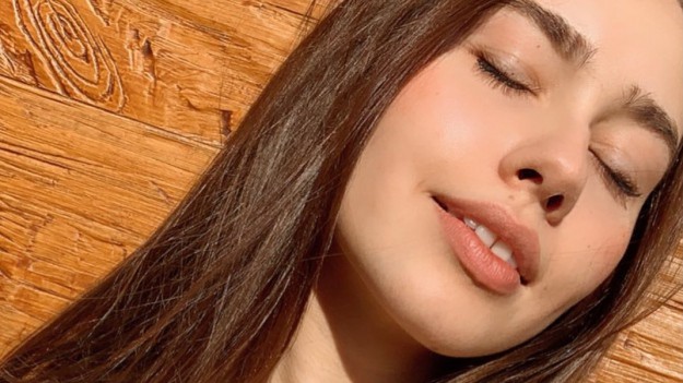 RMF Extra: 24-letnia ukochana Piotra Żyły kokietuje w negliżu. "Taki widok zapewnia cudowny dzień" [ZDJĘCIA]