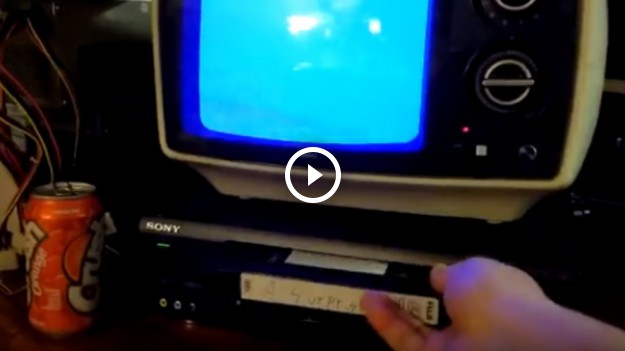 RMF Extra: Kupił kasetę VHS z napisem "niespodzianka". Zawartość przerosła jego najśmielsze oczekiwania