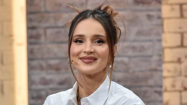 RMF Extra: Syn Mariny i Wojtka Szczęsnego śpiewa "Solo". Internauci: "Ma głos jak Shakira" [WIDEO]