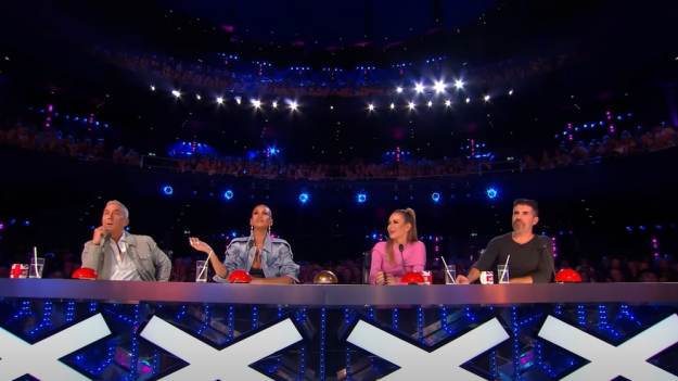 RMF Extra: Jurorzy byli zszokowani zachowaniem uczestniczki, która... oddała swój występ córce. Nastolatka objawieniem "Mam talent"!