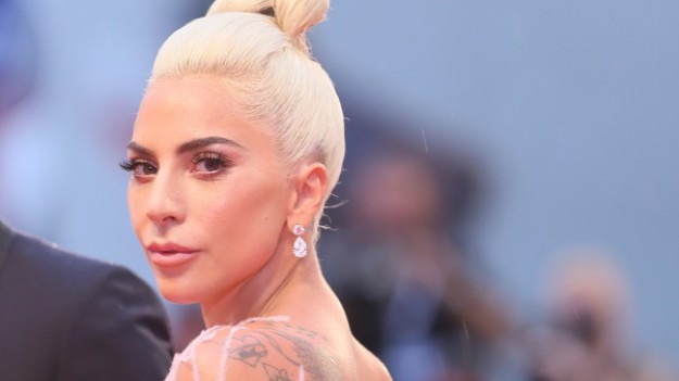 RMF Extra: Lady Gaga topless. Odważny kadr trafił do sieci!