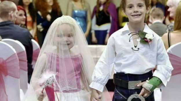 RMF Extra: 5-latka wzięła ślub, ale nie będzie żyła z mężem "długo i szczęśliwie"