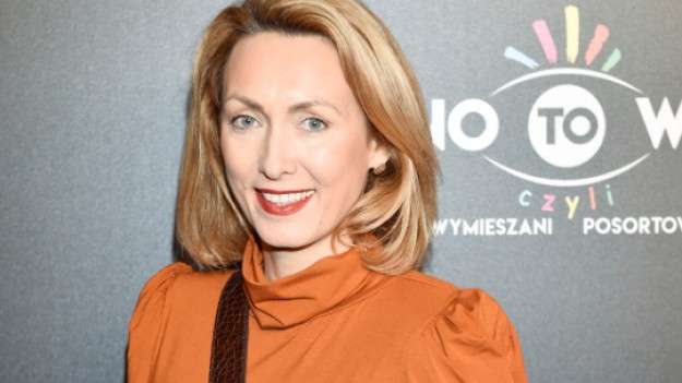 RMF Extra: Anna Kalczyńska opublikowała kadr sprzed lat! Prezenterka w ciemnych, długich włosach