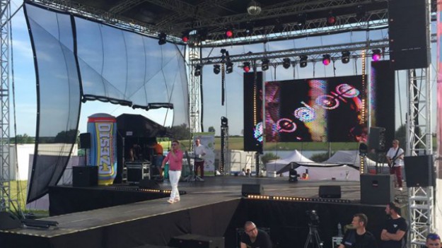 RMF Extra: Gwiazdy festiwalu disco polo aresztowane po koncercie!