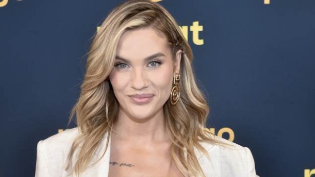 RMF Extra: Karolina Gilon na romantycznej fotografii z tajemniczym mężczyzną. Kim jest jej partner?